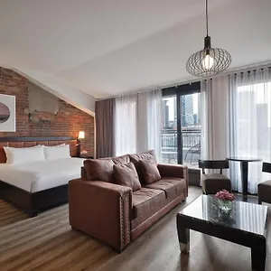 4* מלון Place D'armes